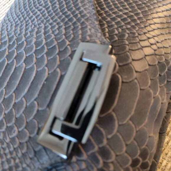 Vintage Crocodile Embossed Leather Bag. Excellent condition - Picture 5 of 15